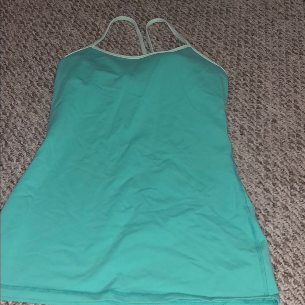 Lululemon tank